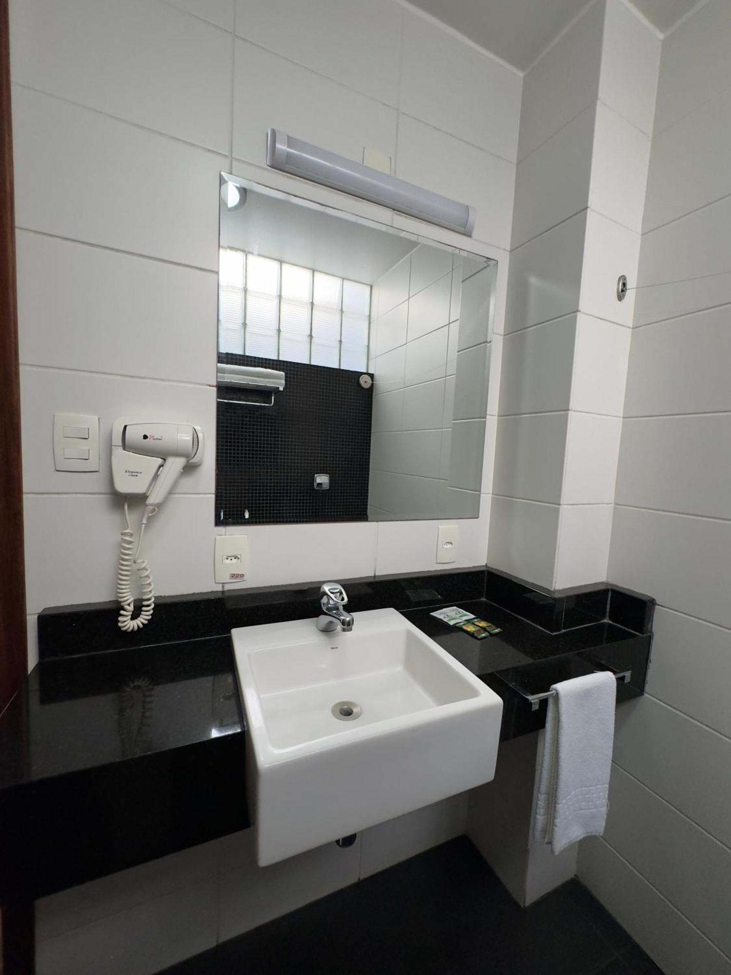 Arcadas Hotel Cacapava Extérieur photo